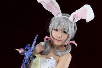 Cosplay nữ nhân vật dễ thương trong Blade & Soul
