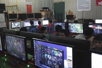Dân làm net dậy sóng với chủ quán game khoe khô máu 1.500 đồng/h