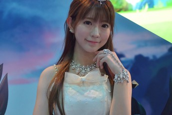 Top 10 showgirl xinh đẹp và quyến rũ nhất ChinaJoy 2015