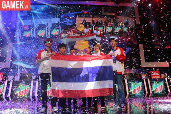 Bangkok Titans vô địch SEA Qualifier trước sự thán phục của khán giả Việt Nam