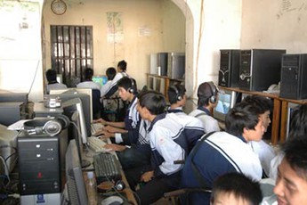 Tết về, các game thủ Liên Minh Huyền Thoại nên làm gì?