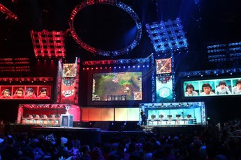 Heroes of the Storm đại chiến Liên Minh Huyền Thoại 5 hiệp: Ai sẽ thắng?