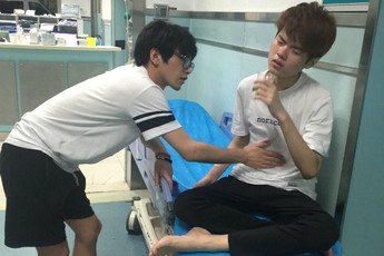 Sốc: Deft bị sốt cao, đau dạ dày khủng khiếp nhưng vẫn cắn răng thi đấu