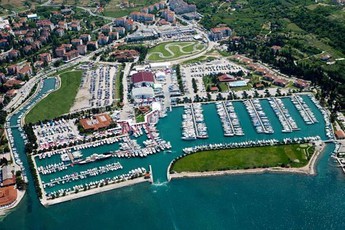 Giải đấu DOTA 2 tiền tỷ bị hủy bỏ vì lý do thất lạc máy móc