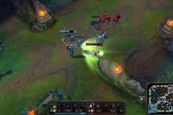 Liên Minh Huyền Thoại: Pha Outplay “Độc nhất vô nhị” của Ahri trước Cassiopeia