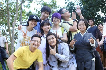 Ngắm dàn sao nhí đáng yêu tại trường quay Hoa Thiên Cốt Việt