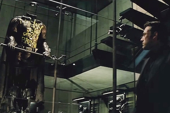 Sau nhiều tháng, danh tính của Robin trong Batman V Superman cũng đã được xác nhận
