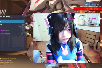 Game thủ bị mê hoặc bởi nữ streamer vừa chơi Overwatch vừa cosplay D.Va
