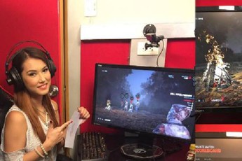 Maria Ozawa bất ngờ đăng ảnh đang chơi game kinh dị khiến game thủ phát sốt