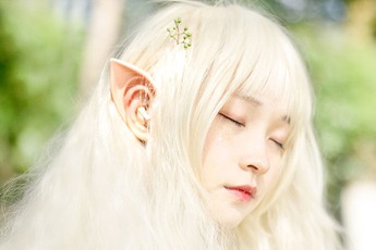 Chiếc tai nghe kì lạ này sẽ giúp bạn có đôi tai nhọn như thần tiên trong cổ tích