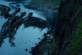 Lộ hình ảnh Rồng Robot 3 đầu trong phim Transformers: The Last Knight mới