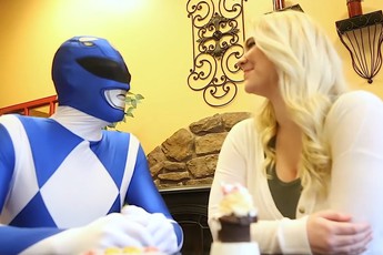 Đây là những vấn đề mà Power Rangers gặp phải nếu họ có thật trên đời