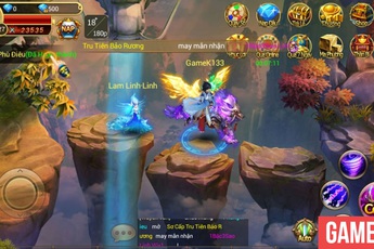 Soi Bách Chiến Mobile trong ngày đầu ra mắt game thủ Việt