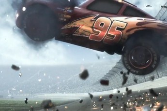 Phim hoạt hình Cars 3 tiết lộ teaser mới với cảnh xe McQueen bị tai nạn thảm khốc