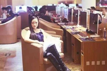 Dịch vụ chơi game cùng gái xinh, chỉ tốn... 100 nghìn đồng/h