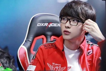 Faker hé lộ lý do mình để thua game 1 trước Royal Never Give Up: "Do tay lúc đầu bị lạnh thôi chứ nóng rồi thì..."