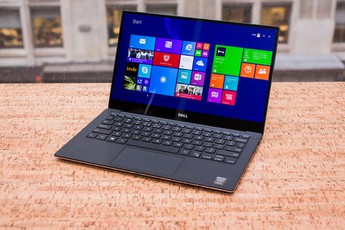 Không muốn mất tiền vì laptop dính nước mùa mưa? Hãy đọc bài viết này