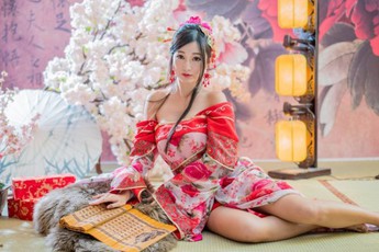 Nhờ chơi Liên Minh Huyền Thoại, nữ game thủ bỗng "đổi đời" trở nên vô cùng nổi tiếng