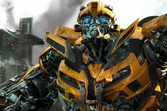 Robot Bumblebee bị thay đổi hình ảnh trong Transformers: The Last Knight sắp tới