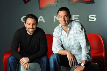 LMHT: Tikk đã là cái gì, đến CEO của Riot Games còn nhờ CÀY THUÊ rồi bị phát hiện kia kìa