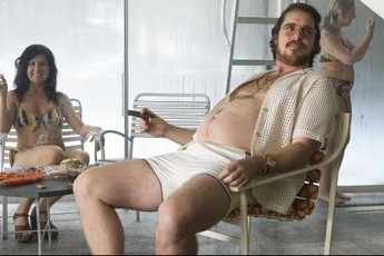 Christian Bale từ bỏ vai ông chủ hãng xe Ferrari vì không kịp... béo