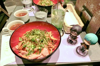 Vừa ăn vừa ngắm ngắm kiếm với nhà hàng Katana tại Nhật Bản