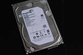 Đánh giá ổ cứng HDD Seagate 8TB, chứa được hàng trăm game dung lượng khủng