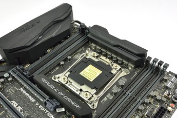 Đập hộp bo mạch chủ siêu cao cấp Asus Z170 Rampage V Edition 10