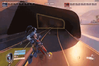 Bạn có thể bị ô tô đâm chết trong Overwatch vì qua đường không nhìn trước nhìn sau