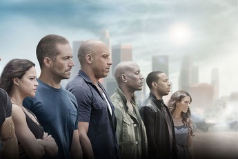 Fast and Furious 8 hé lộ những hình ảnh hoành tráng đầu tiên khiến fan phát cuồng