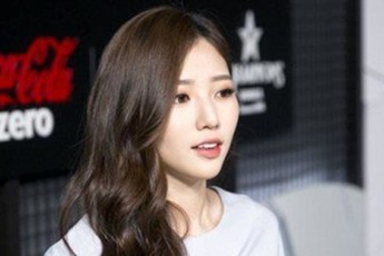 Liên Minh Huyền Thoại: Đây chính là nữ thần xinh như mộng sẽ thay "người yêu" Faker tại LCK Mùa Hè
