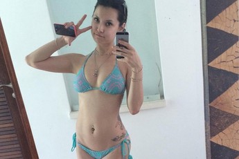 Thân hình Maria Ozawa có thật sự hoàn hảo khi chưa chỉnh sửa