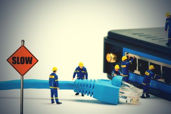 Hàng nghìn game thủ Việt than trời vì internet bất ngờ chậm như rùa