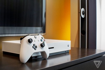 Xbox One S bất ngờ bán chạy như tôm tươi nhờ ổ cứng 2TB