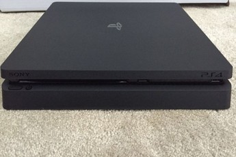 PS4 Slim vừa công bố đã trên đường về Việt Nam, giá gần 7 triệu, PS4 Pro phải đợi sang năm