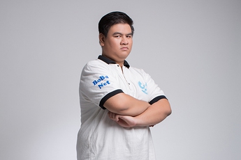 Archie lần đầu tiên lên tiếng: Khi Người ở lại cảnh cáo Kẻ ra đi! Một cuộc khẩu chiến sắp bắt đầu?