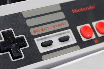 Mở hộp và trên tay NES Classic - Điện tử 4 nút thế hệ mới nhất