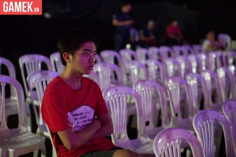 Bi hài câu chuyện leo rank Cao Thủ Hàn Quốc của ngôi sao LMHT Việt, đập hỏng cả chuột xịn vài triệu vì tức