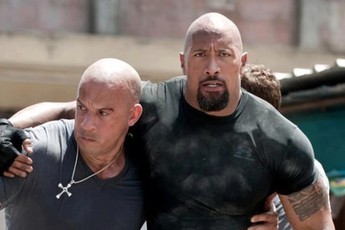 Hollywood "bùng nổ" trận cãi nhau mới giữa hai siêu sao phim "Fast & Furious"