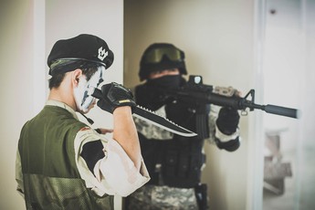 Game thủ Đột Kích biến khát khao thành cosplay cực chất