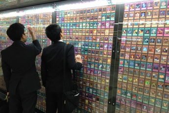 Ngỡ ngàng với buổi triển lãm các lá bài Yu-Gi-Oh ngay dưới nhà ga tàu điện ngầm ở Tokyo