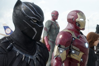 Đừng coi thường Black Panther, anh chàng này còn bá đạo hơn Iron Man rất nhiều