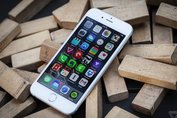 Có 5 - 6 triệu đồng, mua smartphone nào chiến game cho sướng dịp Tết này?