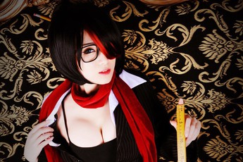 Cùng ngắm cosplay Fiora - Nữ giáo viên nóng bỏng nhất trong Liên Minh Huyền Thoại