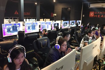 Cùng ngắm dàn trai xinh, gái đẹp hội ngộ tại TOUCH Storm 2017