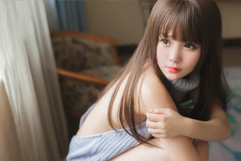 Tan chảy với bộ ảnh cosplay tuyệt đẹp về chiếc "Áo Len Khiêu Khích"