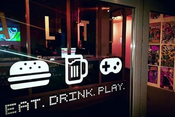 Ăn, uống, chơi - Khám phá 7 quán bar game tuyệt nhất thế giới