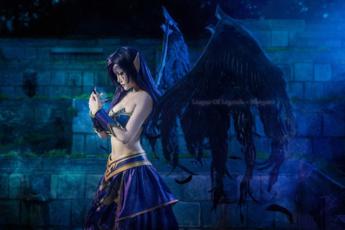 Chiêm ngưỡng bộ ảnh cosplay Morgana cực "chất"
