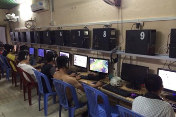Thành quả làm net 4 năm của một chủ quán: Cục nợ 1,5 triệu chẳng đòi nổi