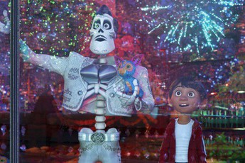 Hé lộ những bí mật trong quá trình thực hiện bom tấn "Coco" của Pixar